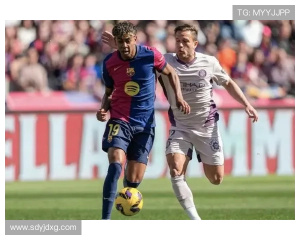 西甲九连胜巴萨凌晨强攻旧将反戈